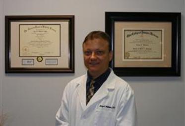 Dr. George Williams, DPM